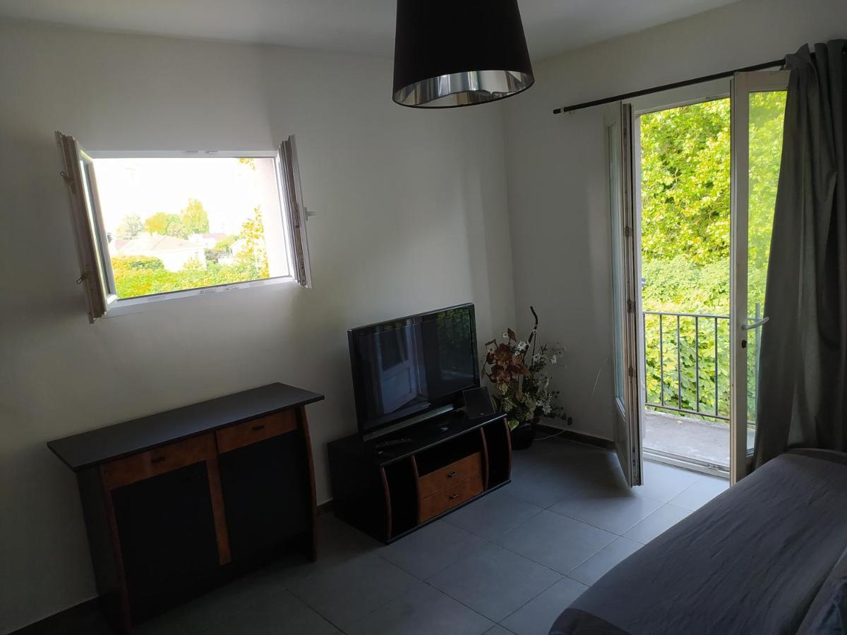Studio Face Verdure Montreuil  Exterior photo